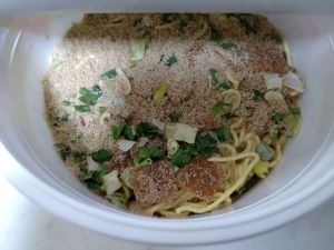 ファミマル ふくちゃんラーメン監修 豚骨ラーメン